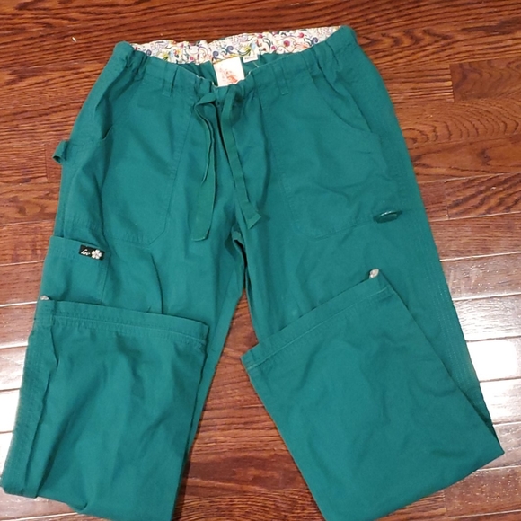 Koi green scrub pants. Great condition, P/M
